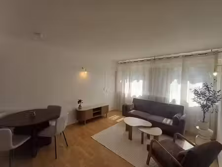 location meublée appartement 4 pièces 62 m² à massy (91300), 635 €