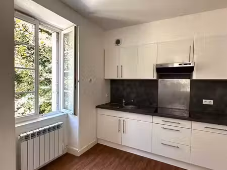 t2 30m² – rives de la penfeld