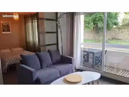 t1 bis meublé avec balcon, parking et cave