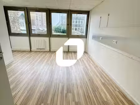 bureau 154 m²