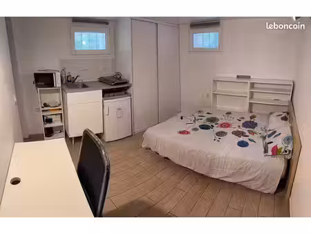 studio/chambre chez habitant 16m2 (étudiant uniquement)