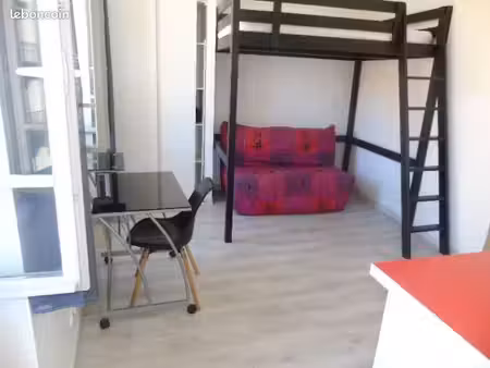 studio