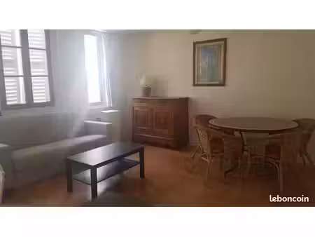 appartement 1 pièce 44 m²