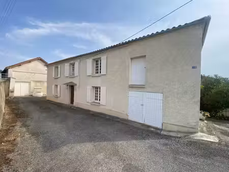 maison de 138 m2 avec garage et jardin et une grange indépen