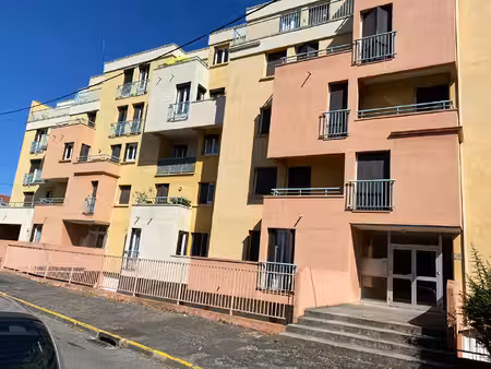 carcassonne t2 clim et parking