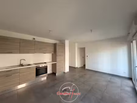 appartement 2p avec parking en sous-sol