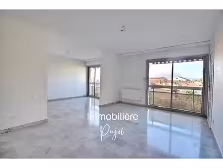 bonneveine 13008 - t3/4 lumineux avec loggia et parking