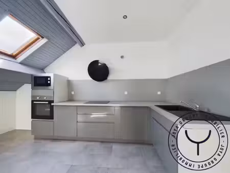 très beau cinq pièces rénové