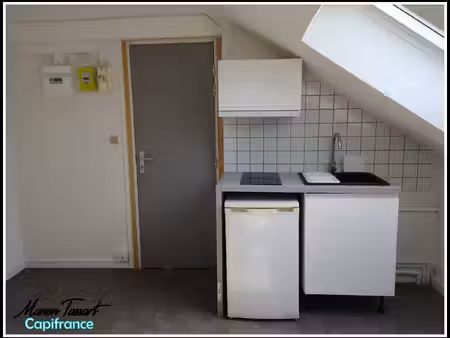 studio meublé de 9m² à louer à valenciennes
