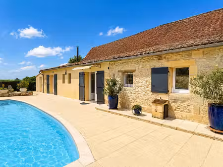 a 10 mns de bergerac - au calme - périgourdine 192 m² - 4 cham