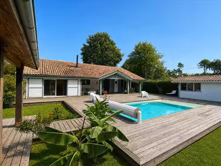 vente : ensemble immobilier (150 m²) à salles