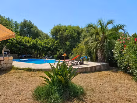 villa avec piscine - afa