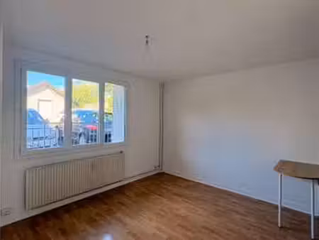 location appartement 2 pièces à caen (14000) : à louer 2 pièces / 30m² caen