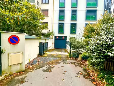 parking couverte sécurisé