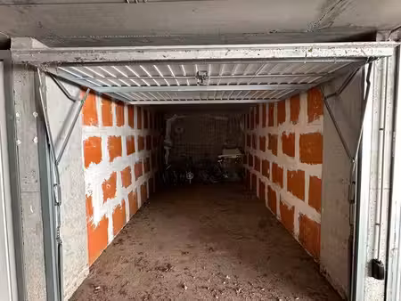 garage à louer 13m2