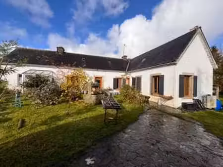vente maison à lanvénégen (56320) : à vendre / 95m² lanvénégen