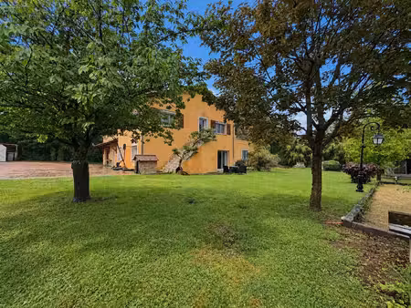 grande maison familiale frontenas 280 m2 avec 5 chambres à 35 min de lyon