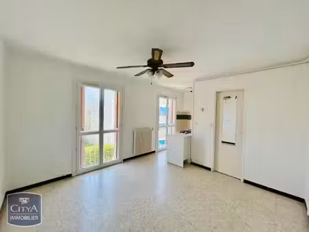 appartement à louer 1 pièce 19.15 m² - sausset-les-pins (13) - 515€