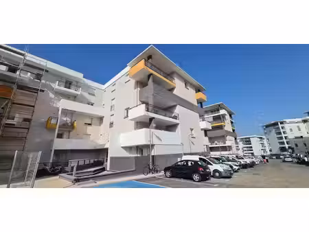 location parking 16 m² à ajaccio (20000), 144 €