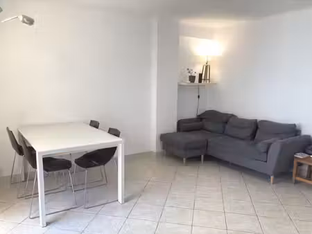 appartement en plein centre ville entre antibes et juan-les-pins