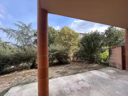 grand t3 avec jardin et parking