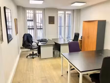 location bureaux paris 75002 87m²