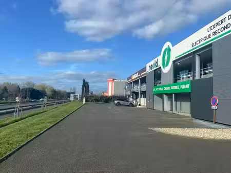 location commerce bordeaux 33000 1200m²