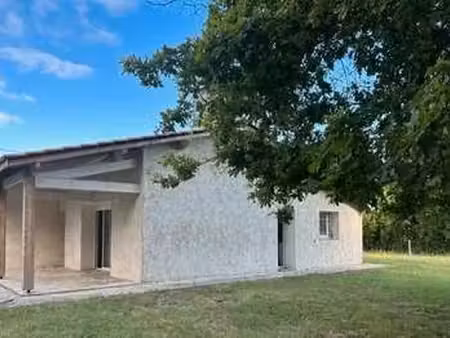 location maison à jau-dignac-et-loirac (33590) : à louer / 100m² jau-dignac-et-loirac