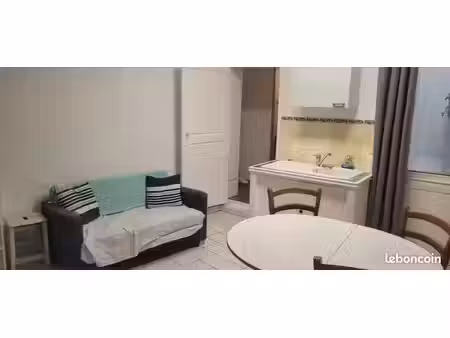 studio 1 pièce 26 m²