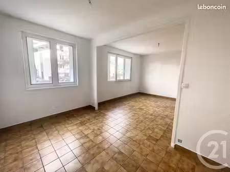 appartement 5 pièces 79 m²