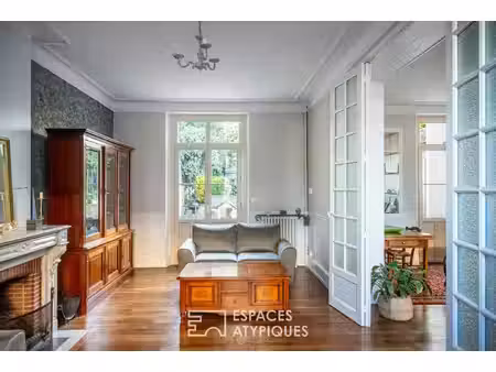 grande maison bourgeoise en centre-ville