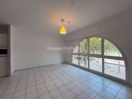 grand studio - résidence sécurisée