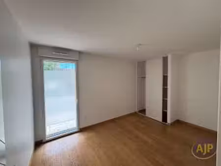 location appartement 3 pièces à nantes (44000) : à louer 3 pièces / 65m² nantes