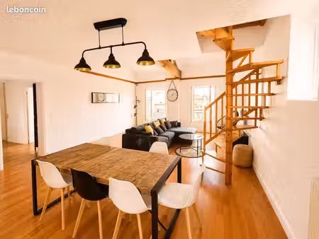 ? location – 5 chambres – appartement 163 m² rénové – agen centre