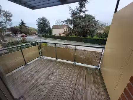 à louer t3 duplex avec 2 parkings en sous-sol toulouse 3