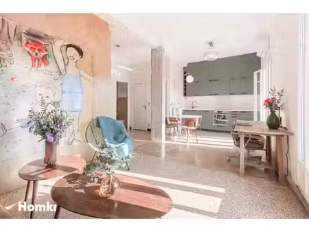 appartement 3 pièces de 68 m² utilisables (55 m² loi carrez)