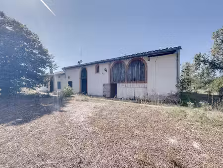 maison avec dépendances à rénover à montcabrier