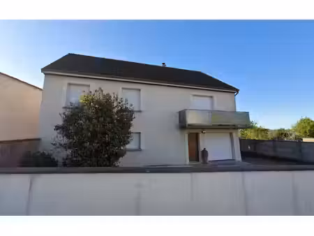 maison t5 de 97 m² avec jardin et garage