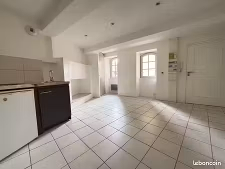 appartement 1 pièce 25 m2