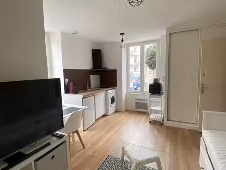 magnifique studio meublé en rdc - 18 m2 - avenue foch