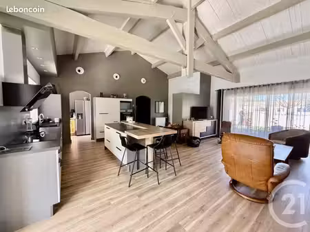 maison 5 pièces 130 m²