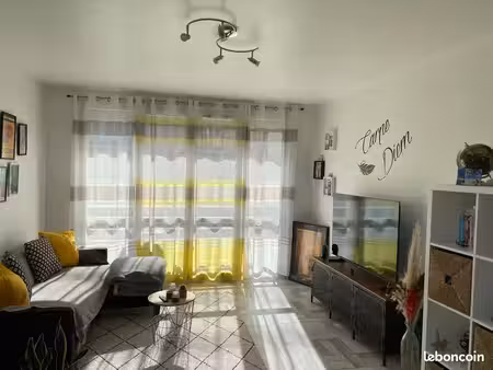 appartement 3 pièces spacieux et lumineux de 69m² étage 2