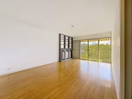 exclusivité t3 dernier étage avec balcon