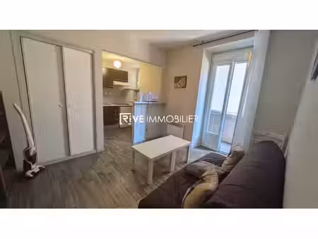 evian- t2 de 29.21m² à 150 000€