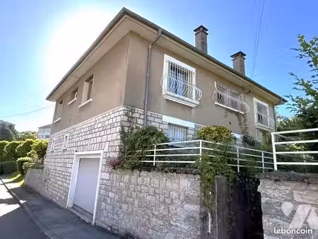 maison 7 pièces 147 m²