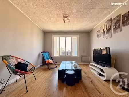 appartement 4 pièces 67 m²