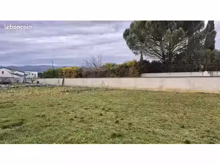 terrain 500 m² montelimar