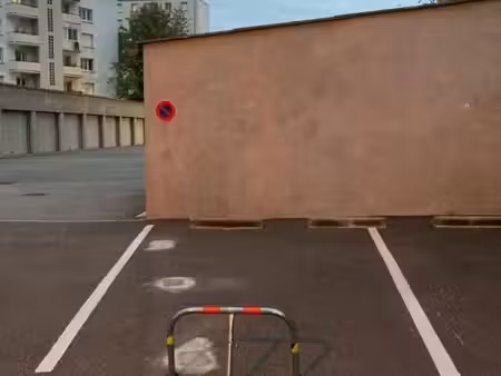 parking 10 m² valence
