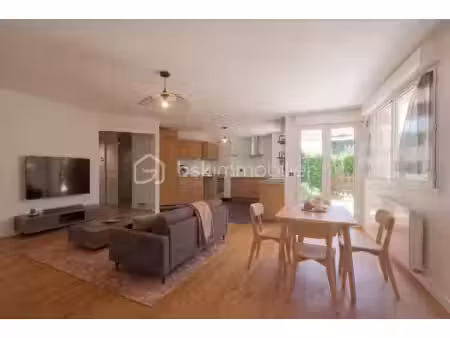 appartement de 81,41 m² à poisy