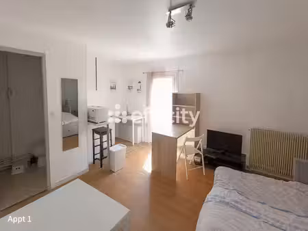 immeuble - 123 m²